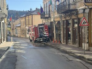 Пожар в старата част на Велико Търново: Бърза реакция предотврати бедствие