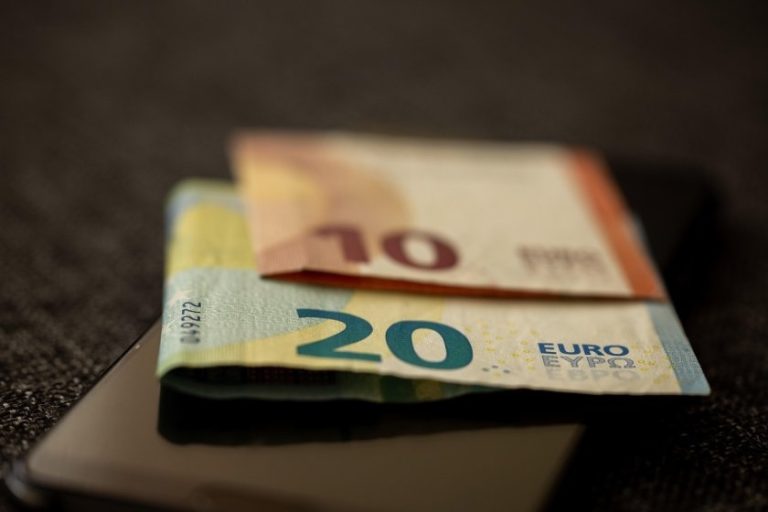 Правителството одобри 5% индексация на заплатите в бюджетния сектор