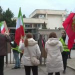 Протест пред иранското посолство в София изисква смяна на режима