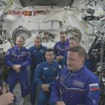 Смяна на командването на МКС: Здравословен проблем връща екипаж по-рано