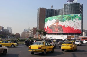 Протестите в Иран обхващат над 90 града, стотици загинали и арестувани