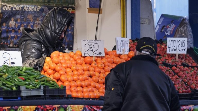 Малката потребителска кошница поскъпна с 1,3% през януари Малката потребителска кошница поскъпна с 1,3% през януари