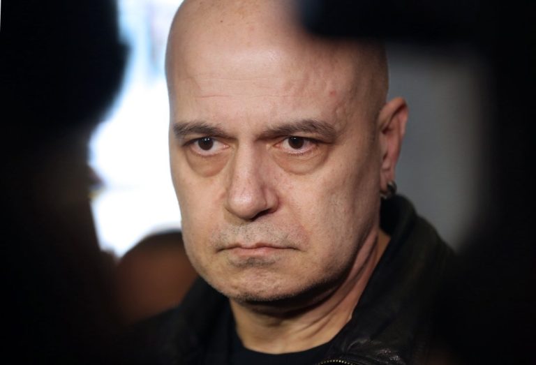 Слави Трифонов недоумява за непрекъснатите протести на ПП-ДБ Слави Трифонов недоумява за непрекъснатите протести на ПП-ДБ
