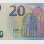 Полицията в Пловдив задържа три фалшиви банкноти от 20 евро