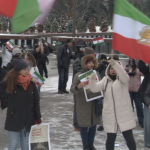 „Убиват хора за нищо“: Протест в София подкрепи иранската революция