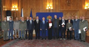 Учени и преподаватели наградени с медали „140 години от Сръбско-българската война“