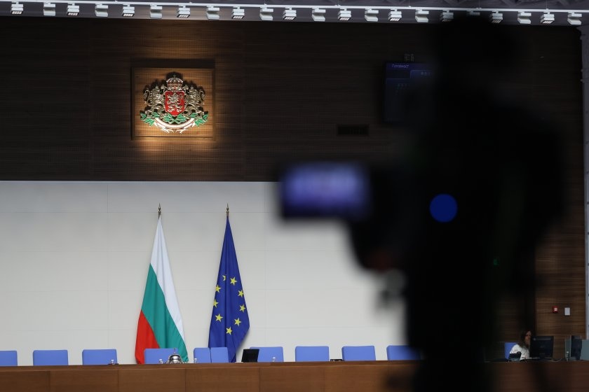 Изборното законодателство в центъра на вниманието в първия работен ден на парламента