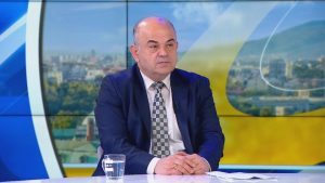 Владимир Иванов: Малки търговски обекти се опитват неправомерно да закръглят цени при еврото