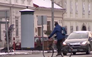 Унгарски град забрани антиевропейски и антиукраински реклами