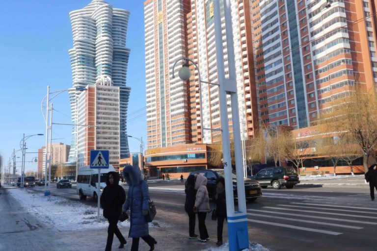 Пхенян с ново лице: Северна Корея представи 80-етажни небостъргачи Пхенян с ново лице: Северна Корея представи 80-етажни небостъргачи