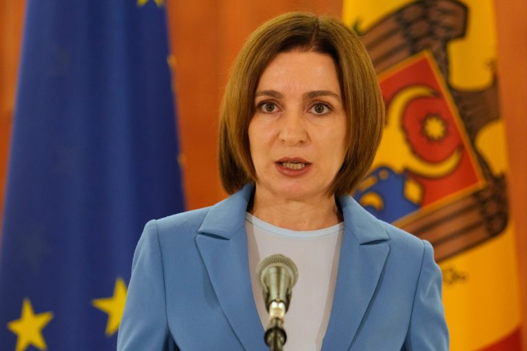 Мая Санду подкрепя обединение с Румъния, но признава липса на обществена подкрепа Мая Санду подкрепя обединение с Румъния, но признава липса на обществена подкрепа
