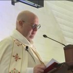 Отец Гилерме: Свещеникът DJ, който обединява вяра и електронна музика