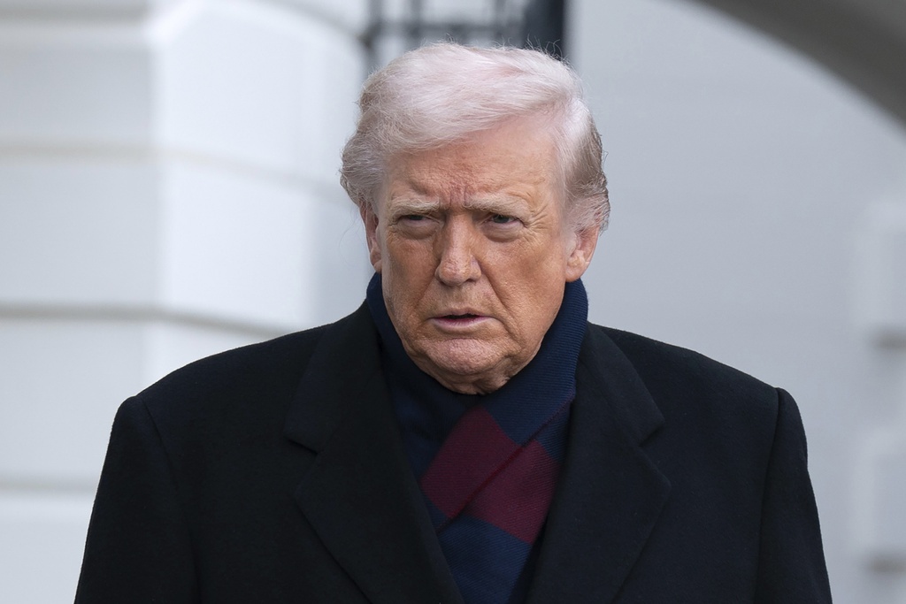 Тръмп заплашва с мита заради Гренландия, Европа изпраща военни