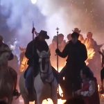 Луминария: Огнен ритуал в Испания почита Свети Антоний