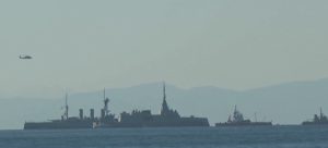 Модерна фрегата „Кимон“ подсили гръцкия флот, посрещната с военни почести