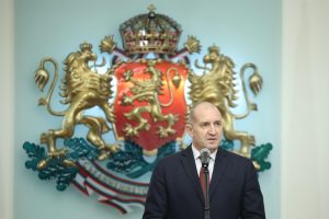 Президентът Румен Радев с извънредно обръщение към нацията тази вечер