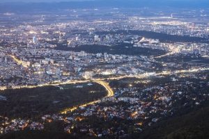 Край на имотния бум: Експерти прогнозират плато и корекция на цените до 8%