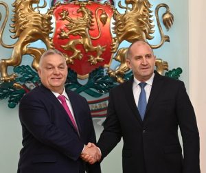 Радев след президентството: Готовност за власт без червени линии и с поглед към Орбан