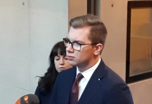 Осъдиха депутат от АзГ за пране на пари и сплашване на свидетел