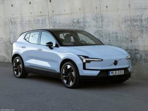 Volvo предупреди собствениците на EX30: Не зареждайте батерията над 70%
