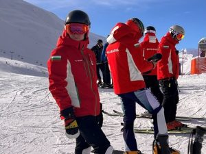 Обилен сняг в Ливиньо преди старта на Милано/Кортина 2026: Весела Лечева пристигна в Италия