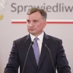 Полша издаде заповед за арест на Збигнев Жобро: Бившият министър се укри в Унгария