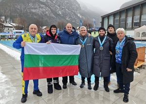 Триумф в Италия: Българските плувци завоюваха 11 медала от европейското по ледено плуване