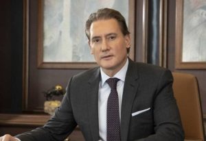 Кирил Домусчиев поиска дипломите на Лицензионната комисия заради калните терени