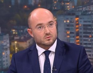 Министър Георги Георгиев проверява регистрацията на „Национална агенция“ на Иво Калушев