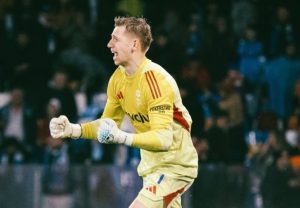 Комо елиминира Наполи за Купата на Италия и се класира на полуфинал