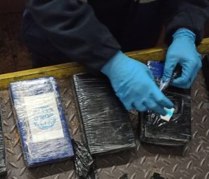 Полицайка от Враца е задържана с над 2 кг кокаин на „Капитан Андреево“