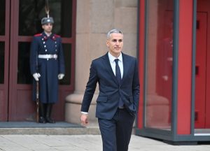 От Монблан до „Дондуков“ 2: Андрей Гюров поема управлението на държавата