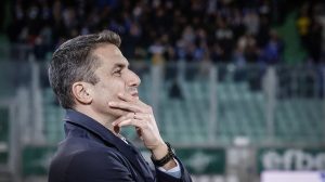 Еуфорията и напрежението спъват „Левски“ по пътя към титлата