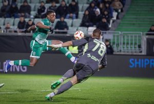 БФС призна: Реферите спестили червени картони в дербито между Лудогорец и Левски