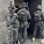 ГДБОП издирва администраторите на сатиричната страница „Копейкин“ заради видео с руско знаме