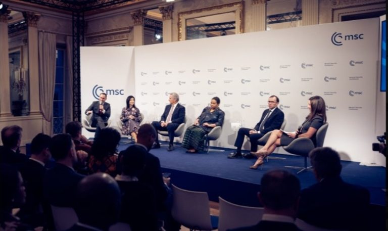 Правителството на Тръмп похвали Гърция за Вертикалния газов коридор и стратегическото партньорство P-TEC Правителството на Тръмп похвали Гърция за Вертикалния газов коридор и стратегическото партньорство P-TEC