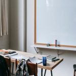 Задържаха учител от Плевенско за сексуални действия с деца