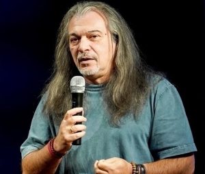 Маги Халваджиян празнува рожден ден: Рецептата на един оптимист за успех