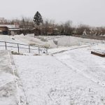 Силни ветрове и лед унищожиха общинските оранжерии за биозеленчуци край Казанлък