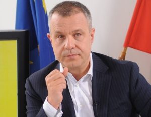 Емил Кошлуков и Сашо Йовков в битка за БНТ: СЕМ започва изслушванията