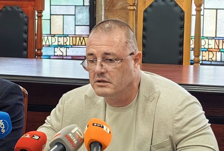 Делото за побоя над директора на полицията в Русе се премества във Велико Търново Делото за побоя над директора на полицията в Русе се премества във Велико Търново
