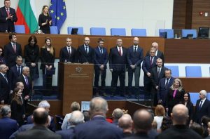 Министри от кабинета на Андрей Гюров отговарят на закъснели въпроси в парламентарния контрол