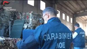 Шестима арестувани в Италия за незаконна схема за трафик на отпадъци към България и Гърция