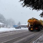 Агенция „Пътна инфраструктура“: 405 машини обработват пътните настилки в страната