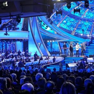 Тридесет песни се борят за голямата награда на фестивала в Сан Ремо