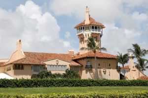 Сикрет сървиз застреля въоръжен мъж при опит за проникване в Мар-а-Лаго