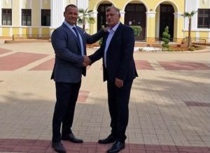 Разкриха мащабна измама с фалшива смърт: Обвинения за лекар, майка и син