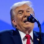 Белият дом: Тръмп предпочита дипломацията за Иран, но е готов за смъртоносна сила