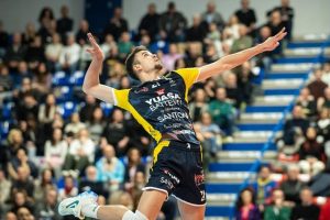 Българският национал Георги Татаров подписа с волейболния гранд Галатасарай