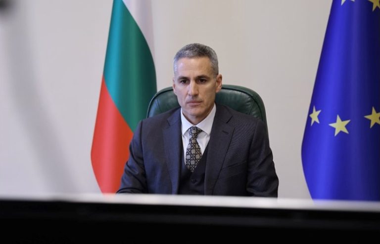 Премиерът Андрей Гюров свиква извънреден Съвет по сигурността заради Близкия изток